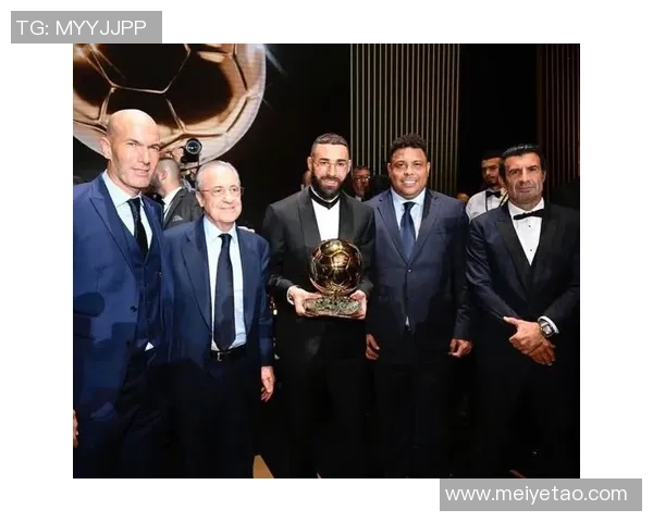 长沙足球明星赛盛况空前罗纳尔多亲临助阵点燃激情之夜