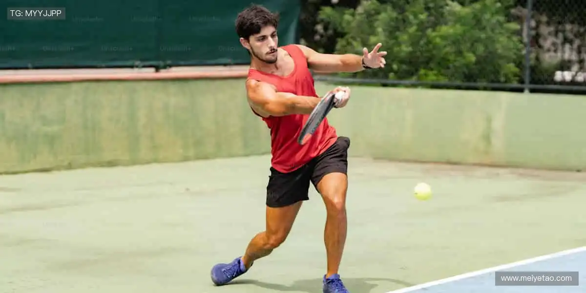 💻高清画质 + 实时弹幕，直播平台就是你的专属看台！